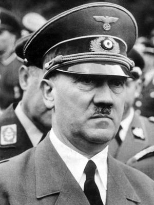 dictator fuhrer adolf dailyhistory